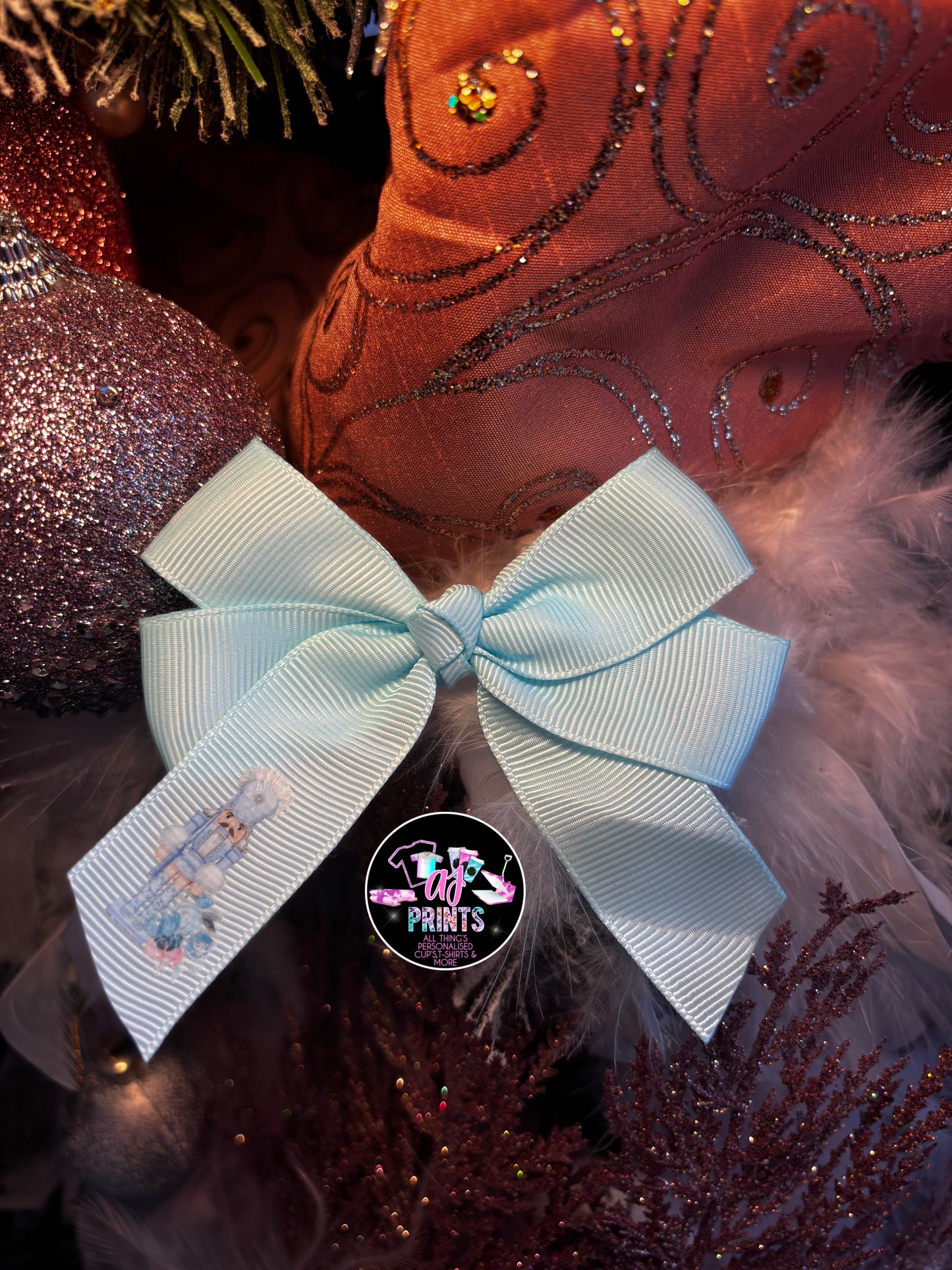 SMALL NUTCRACKER BOW’S
