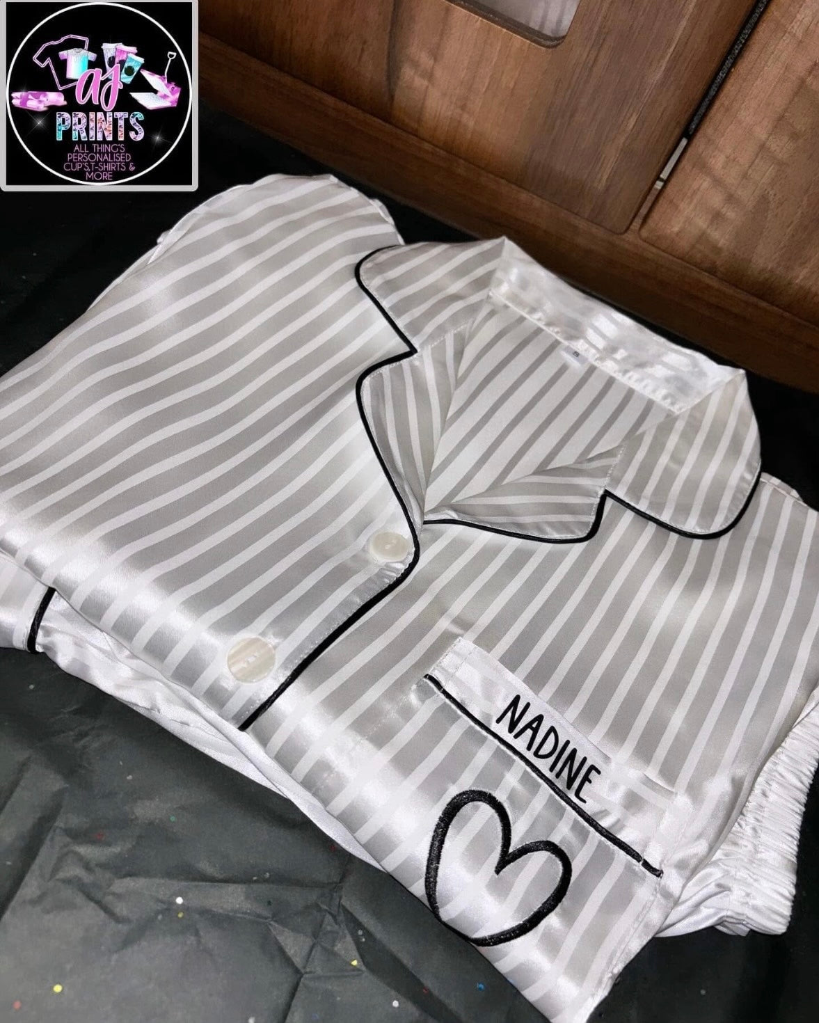 WHITE HEART SHORT PJ’S