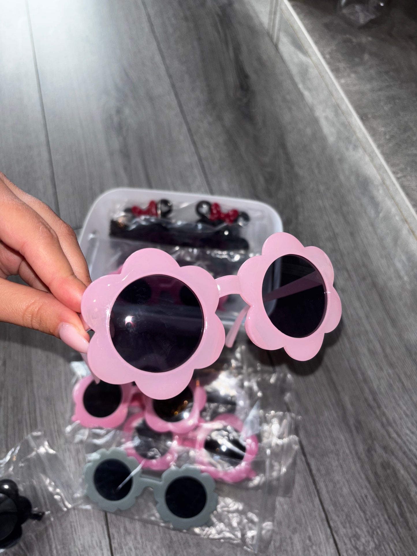KID’S SUNGLASSES